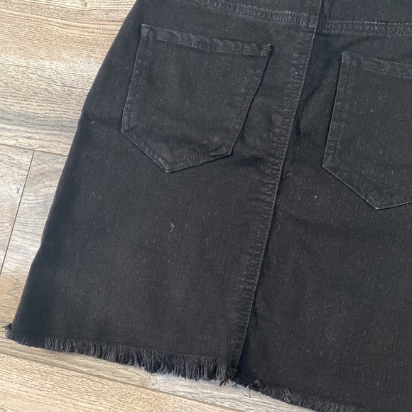 🩷3 for $20🩷 Black denim skirt - Picture 11 of 11